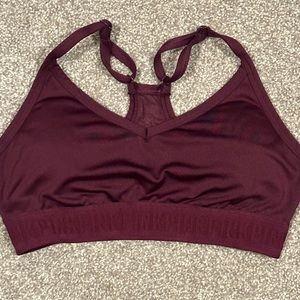 Women’s Sm Pink sports bra